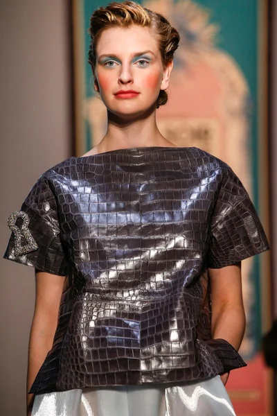 Look 52